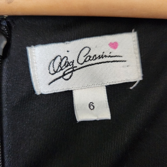 Oleg Cassini BOHO Black & White Bell Sleeve Empire Waist Midi Dress, Size 6 - Picture 3 of 6